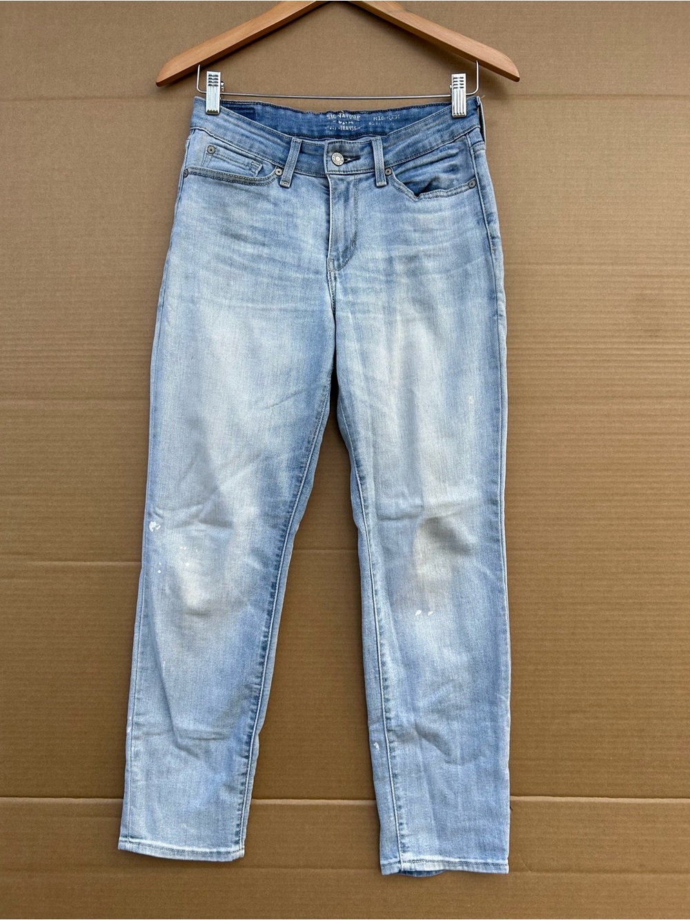 Levi’s Signature Mid Rise Straight Legs Jeans Sz 4 W27 Light Wash Women Classic
